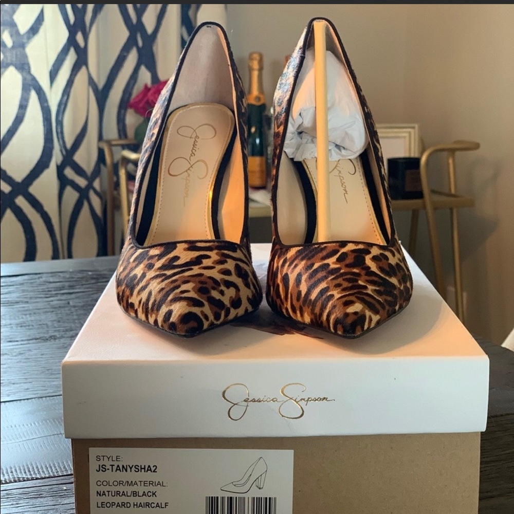 Jessica Simpson leopard pumps